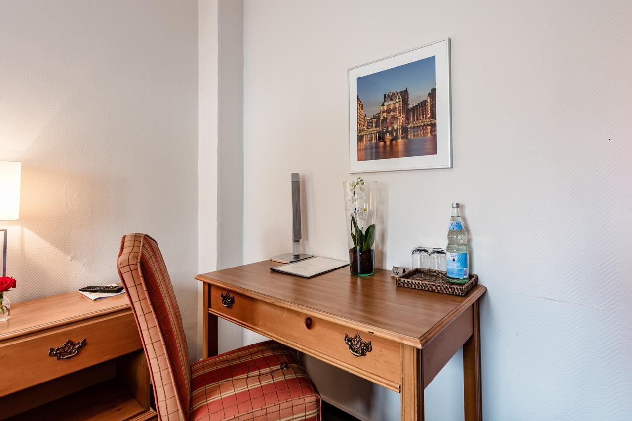 Budget By Zeppelin Hotel Hamburg Exterior photo